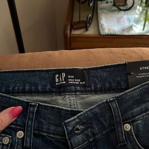 Gap Women’s High Rise Vintage Slim Jeans